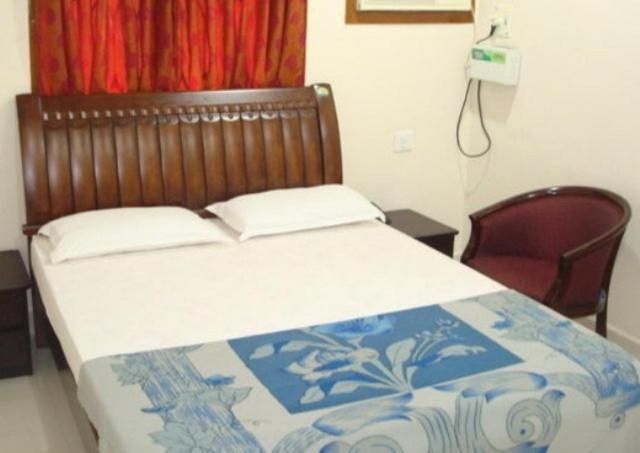 Lloyds Guest House, North Boag Road, T. Nagar เชนไน ภายนอก รูปภาพ