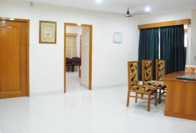 Lloyds Guest House, North Boag Road, T. Nagar เชนไน ภายนอก รูปภาพ